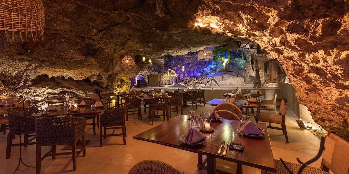 Alux Restaurant Bar