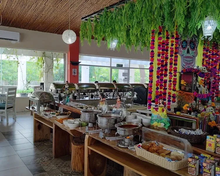 Restaurante Los Tulipanes Suc. CICOM